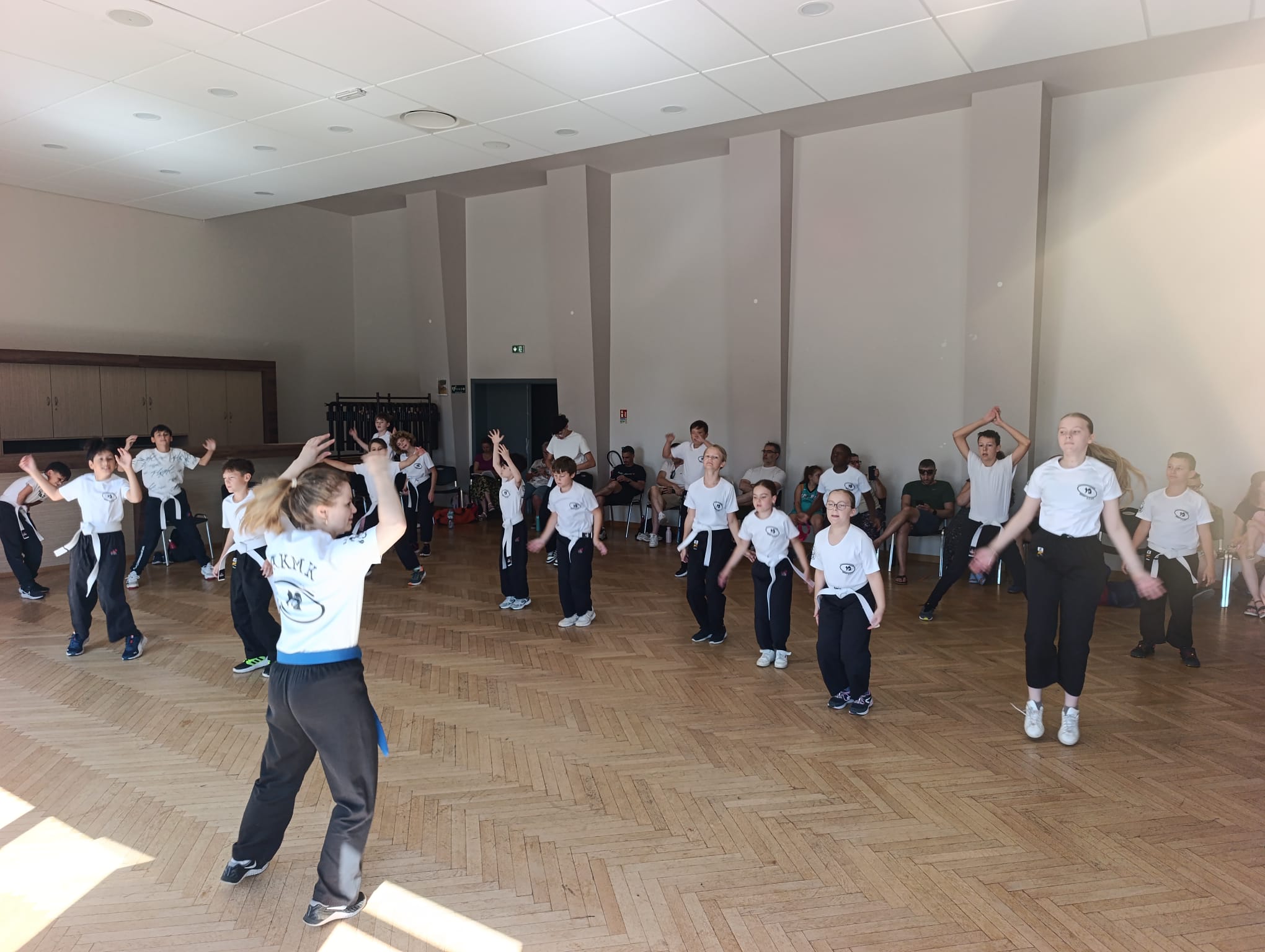 Club Kravmaga AKMK